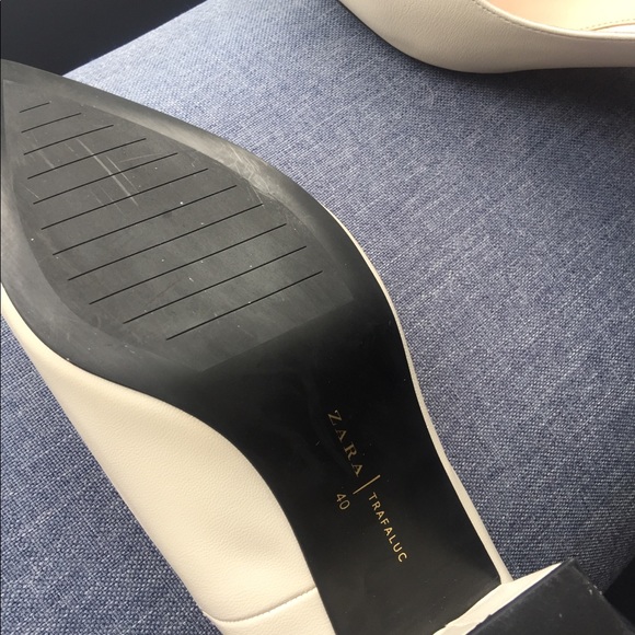 Zara Pointy Block Heel Shoes - Picture 4 of 4